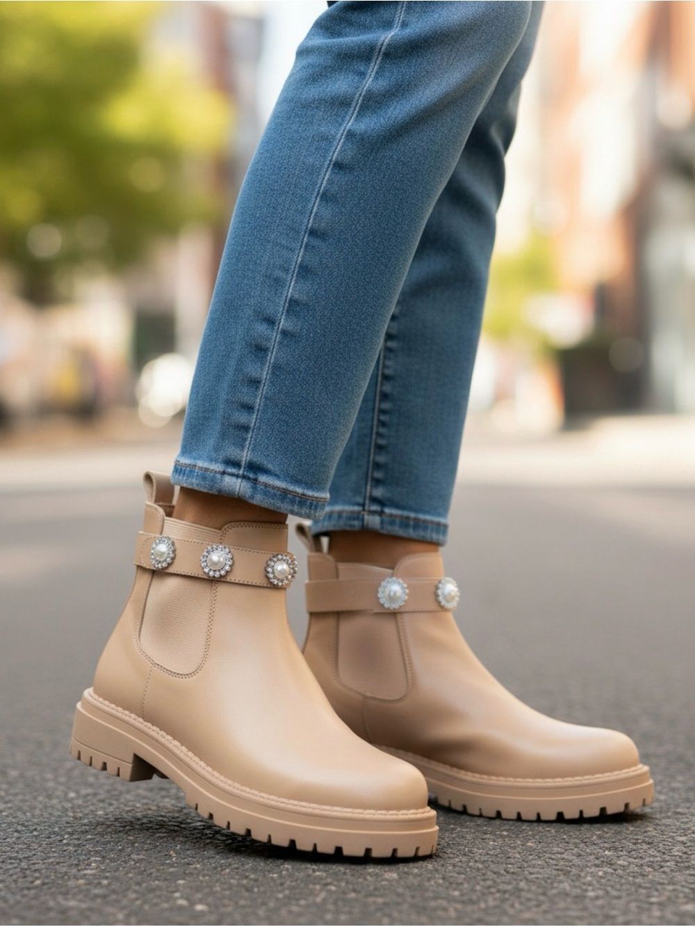 🟡 Copper Key COSMO PEARL RHINESTONE Leather Chelsea Booties NWT